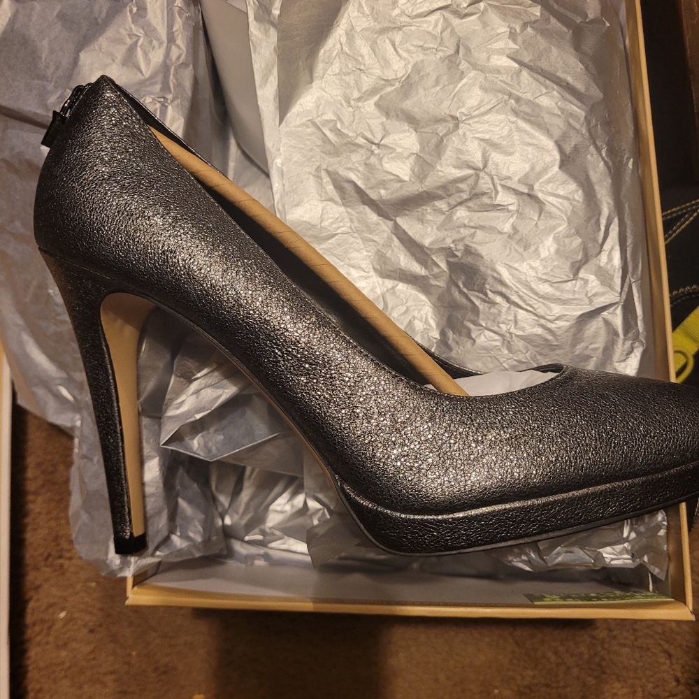 Brand new Michael Kors heels